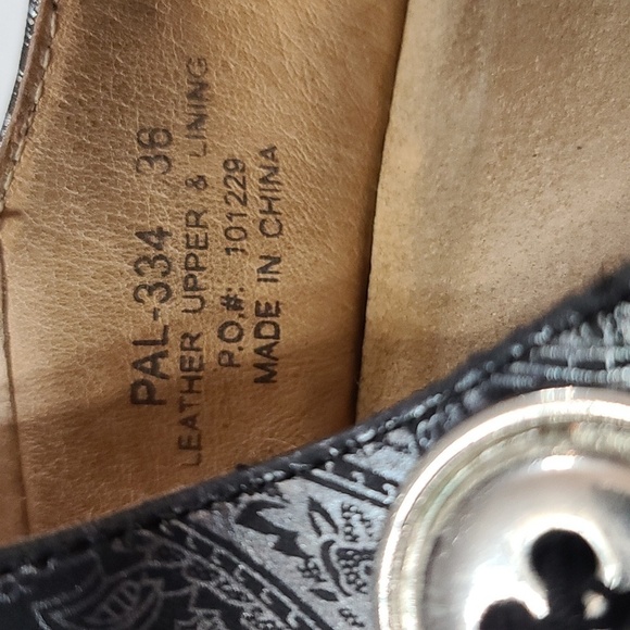 Alegria Womens Mary Janes Shoes Black Silver Floral Paisley   Sz 36/5.5 GUC READ - Picture 4 of 12